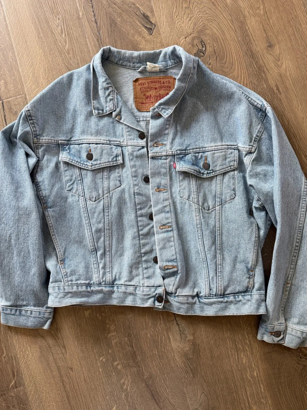 Vintage 1992 Levi’s Classic Light Wash Denim Jacket size Large